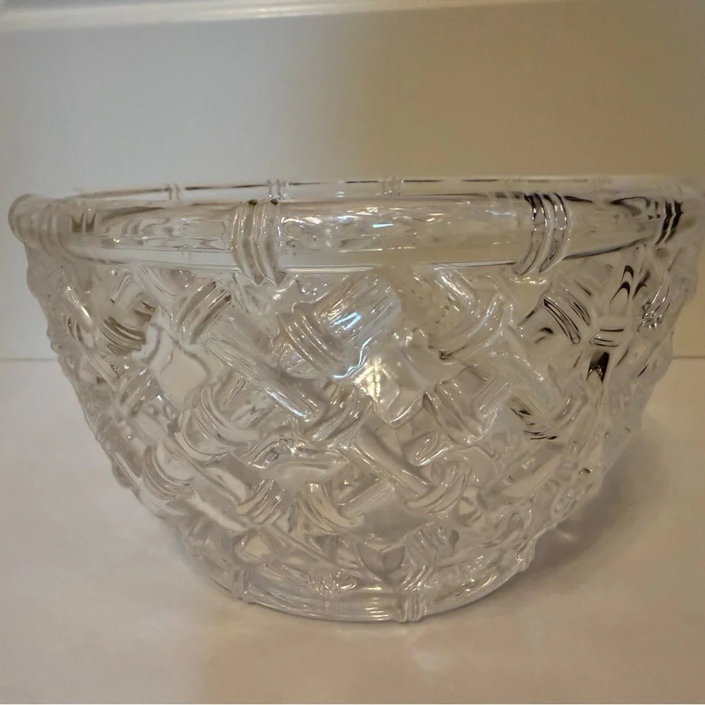 TIFFANY & CO. BOWL CRYSTAL 9” BAMBOO LATTICE SIGNED DISCONTINUED VINTAGE